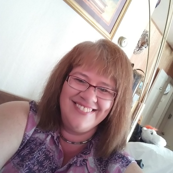 Meet your Posher, Frances - Picture 1 of 1